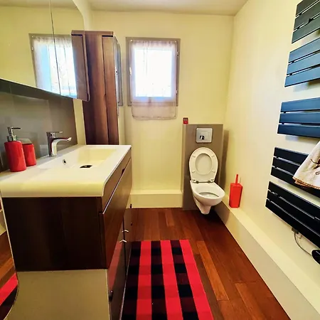 Appartement 6 A La Maison, De A Paris